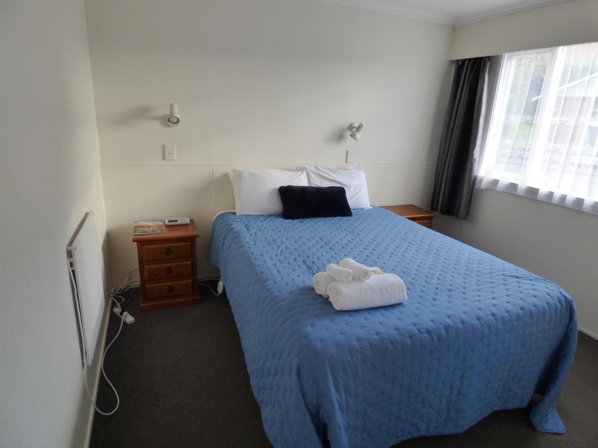 Sahara Motels Dunedin Exterior photo