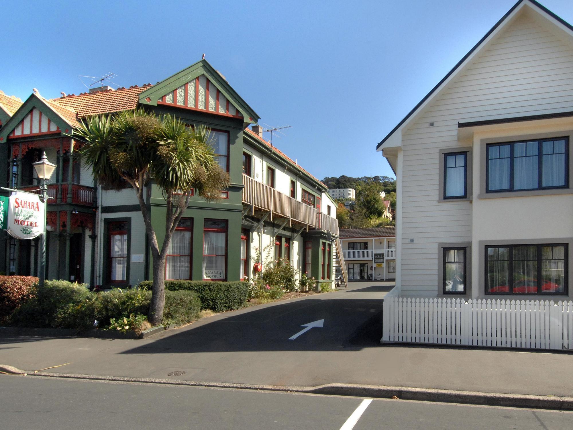 Sahara Motels Dunedin Exterior photo